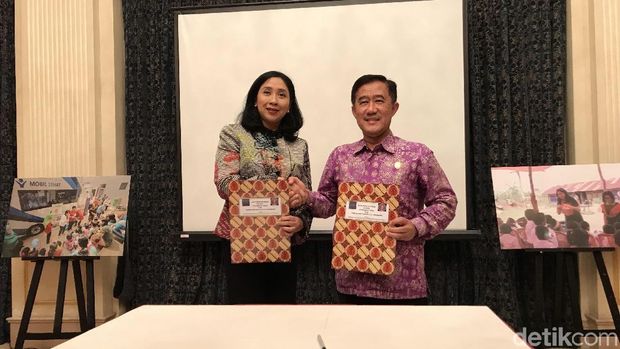Ketua CT Arsa Foundation Anita Ratnasari Tanjung bersama Ketua PDGI Sri Hananto Seno teken MoU kerja sama
