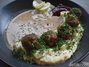 Ada Swedish Meatballs Hingga Dessert  Swedia di Kafe Ini