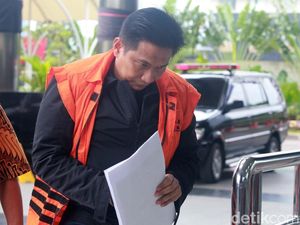 Geger Pengakuan Bowo Sidik Pangarso Terima Duit dari Menteri Geger Pengakuan Bowo Sidik Pangarso Terima Duit dari Menteri