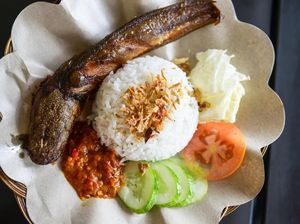 20 Pecel Lele Sedap Mantap