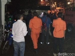 Keluarga Yakin Rangka yang Ditemukan Milik Pendaki Siswa SMKN 5 Surabaya