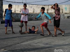 Awas Kecelakaan! Hati-hati kalau Melihat Anak-anak di Pinggir Jalan