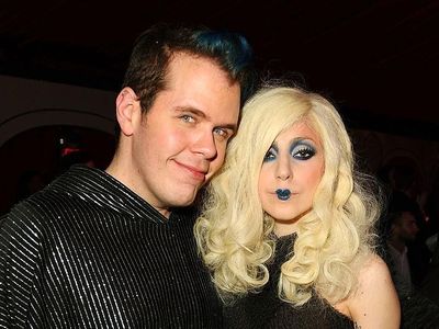 Fakta-fakta Perez Hilton yang Tuding Anak Sultan Brunei Penyuka Sesama Jenis