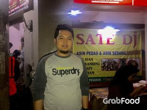 Ada Peran DJ di Balik Suksesnya Bisnis Sate DJ Bandung Ada Peran DJ di Balik Suksesnya Bisnis Sate DJ Bandung