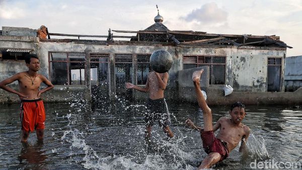 Ini Bukti Penurunan Permukaan Tanah di Jakarta