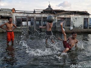 Ini Bukti Penurunan Permukaan Tanah di Jakarta Ini Bukti Penurunan Permukaan Tanah di Jakarta