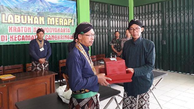 Keraton Yogya Awali Tradisi Labuhan Merapi Tahun Ini