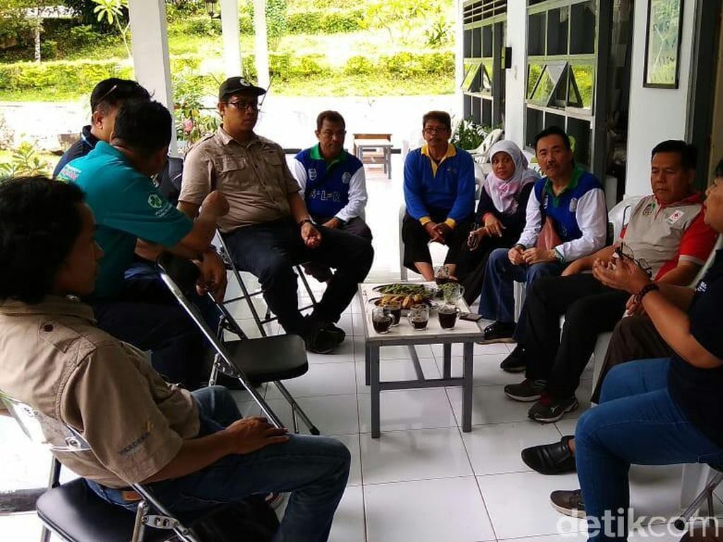 Dinkes Jatim Pantau Layanan Kesehatan di Titik Terjauh Banyuwangi Dinkes Jatim Pantau Layanan Kesehatan di Titik Terjauh Banyuwangi