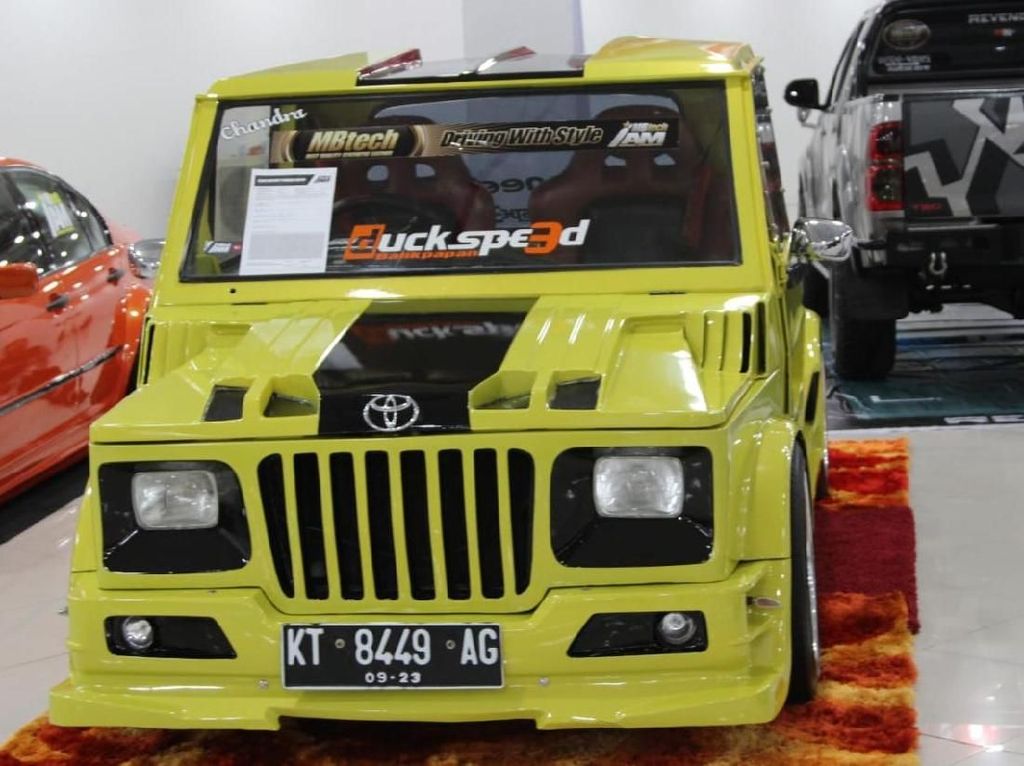 Kijang Doyok Bekas Pengangkut Pasir Jadi Bumblebee Kijang Doyok Bekas Pengangkut Pasir Jadi Bumblebee