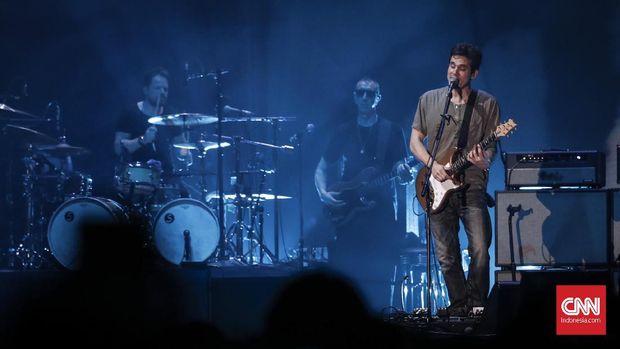 Terbius Bahasa Jari John Mayer di Jakarta