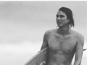 Kakak Luna Maya, Atlet Surfing yang Bikin Cewek-cewek Penasaran Kakak Luna Maya, Atlet Surfing yang Bikin Cewek-cewek Penasaran