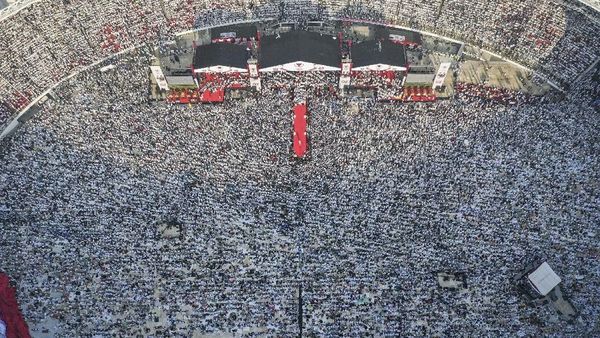 Penampakan Massa Kampanye Akbar Prabowo-Sandiaga dari Atas