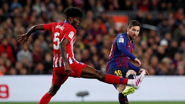 Satu gol Lionel Messi bantu Barcelona kalahkan Atletico Madrid 2-1. (