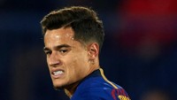 Coutinho didepak Barcelona hanya 1,5 musim setelah didatangkan dari Liverpool dengan nilai transfer awal 105 juta euro. Meski setengah musim pertamanya tampak menjanjikan dengan torehan 10 gol plus enam assist, Coutinho kesulitan mendapatkan tempat di tim inti sampai akhirnya dipinjamkan ke Bayern Munich. Foto: Manuel Queimadelos Alonso / Getty Images