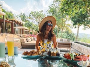 Blogger Cantik Ini Selalu Dikira Berusia 20-an, Terungkap Umur Sebenarnya Blogger Cantik Ini Selalu Dikira Berusia 20-an, Terungkap Umur Sebenarnya