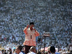Pakar Semiotika Acep Iwan Saidi Puji Habis Kampanye Prabowo di GBK
