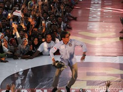 Berbagi Tips Sukses, Sandiaga: Ikuti Saya, Jangan Pernah Menyerah