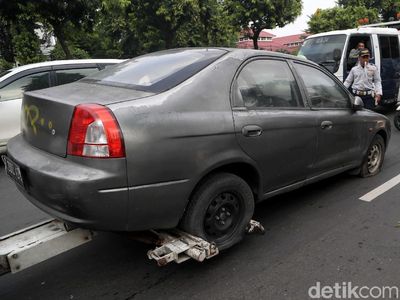 Hati-hati, Parkir Kendaraan Sembarangan Akan Ditindak Dishub Lho