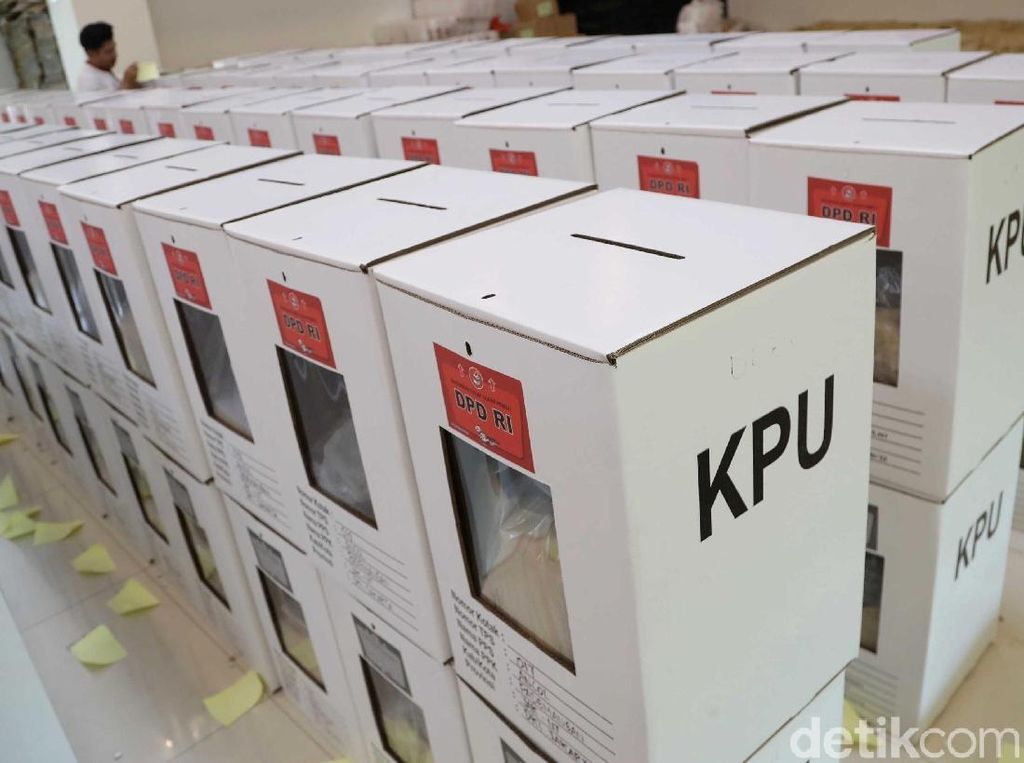 Penjelasan KPU Bekasi dan Polisi soal Relawan Sidak Gudang Kotak Suara Penjelasan KPU Bekasi dan Polisi soal Relawan Sidak Gudang Kotak Suara