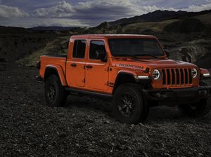 Jeep Pikap Berharga Rp 800 Jutaan Ludes Terjual Dalam Sehari Jeep Pikap Berharga Rp 800 Jutaan Ludes Terjual Dalam Sehari