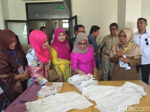 Tinjau Sentra Tenun di Sumbar, Mufidah Kalla Harap Taraf Hidup Warga Naik