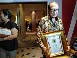 Ishadi SK Marah ke Harmoko Usai Dicopot dari Dirut TVRI gegara Surya Paloh