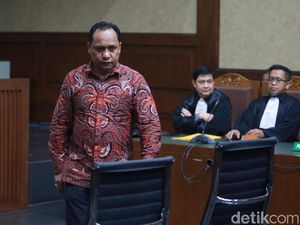Eks Bupati Banggai Zainal Mus Divonis 4 Tahun Penjara Eks Bupati Banggai Zainal Mus Divonis 4 Tahun Penjara