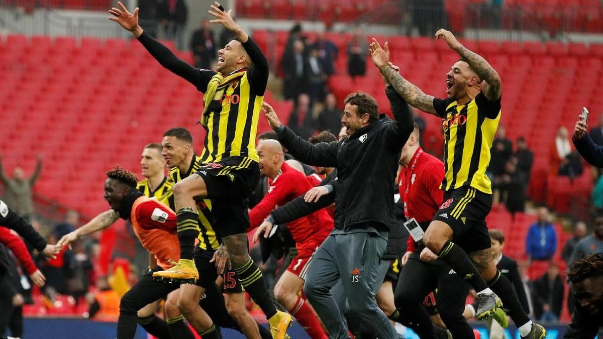 Watford lolos ke final secara dramatis usai mengalahkan Wolverhampton Wanderers dan akan berhadapan dengan Manchester City (Reuters/John Sibley)
