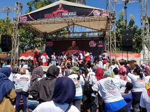 Begini Cara Kampanye Menceriakan Lewat Gerak Jalan