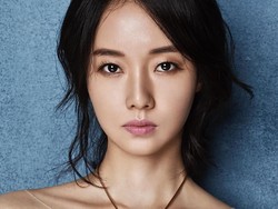 Menikah Hari Ini, Cantiknya Lee Jung Hyun dalam Balutan Gaun Pengantin