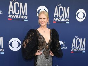 Maksimal Rawat Kulit, Nicole Kidman Pakai Sunblock SPF 100 Maksimal Rawat Kulit, Nicole Kidman Pakai Sunblock SPF 100