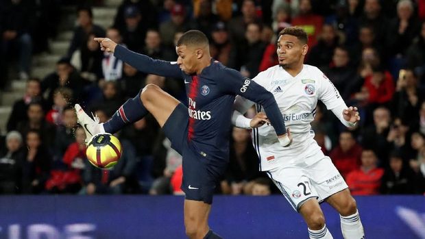 Meme Lucu Pemain PSG Gagal Cetak Gol di Depan Gawang