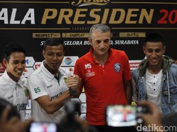Jelang Final Piala Presiden di Markas Persebaya, Pelatih Arema: Relaks Saja