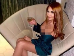 Model Playboy Seksi Ini Terancam Penjara Setelah Gigit dan Tendang Polisi