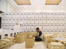 Anggota Komisi II DPR Tak Masalah Kotak Suara Pemilu 2024 dari Kardus Lagi