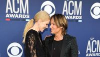 Foto: Nicole Kidman Seksi saat Pamer Mesra Bareng Suami di Karpet Merah