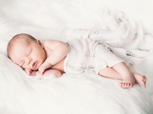 20 Nama Bayi Bermakna Pertama Selain Eka