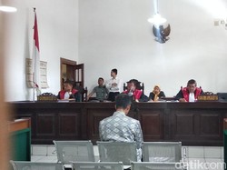 Eks Kalapas Sukamiskin Wahid Husen Divonis 8 Tahun Bui