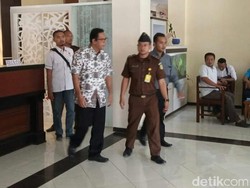 Kejaksaan Tahan Kepala SMPN 2 Tulungagung Terkait Kasus Pungli