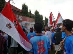 Kampanye Sandiaga di Bali, Massa Kibarkan Bendera Merah Putih