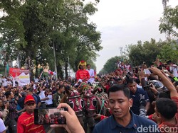 Kampanye di Kampung Halaman, Jokowi Naik Kereta Kuda Sapa Warga