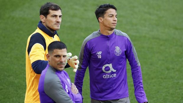 Sakit Jantung, Casillas Divonis Tak Bisa Jadi Kiper Lagi