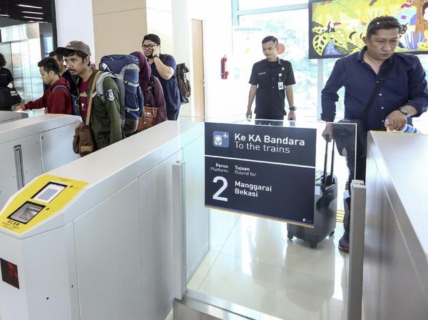 Sejak MRT Beroperasi, Penumpang KA Bandara Terus Meningkat