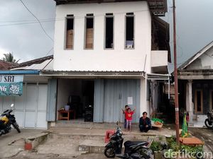 Terlilit Utang Diduga Jadi Penyebab Pasutri di Malang Gantung Diri Terlilit Utang Diduga Jadi Penyebab Pasutri di Malang Gantung Diri