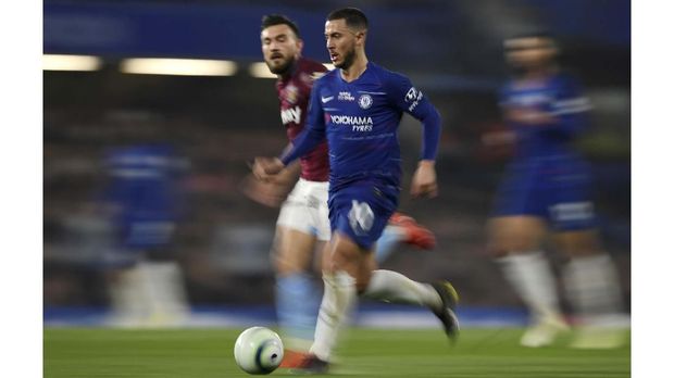 Eden Hazard menampilkan permainan berkelas saat Chelsea mengalahkan West Ham United.