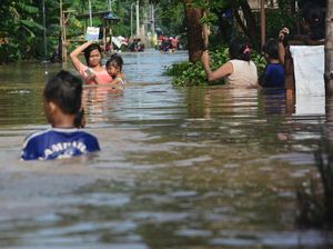 Penampakan Banjir Setinggi 1 Meter yang Rendam 5 Desa di Jombang