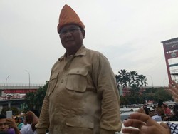Kampanye di Palembang Meski Hujan, Prabowo: Saya Wakafkan Hidup untuk Rakyat