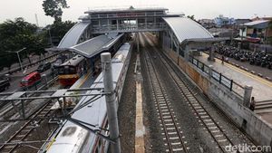 Siap-siap! DDT Jatinegara-Cakung Mulai Operasi Jumat Ini