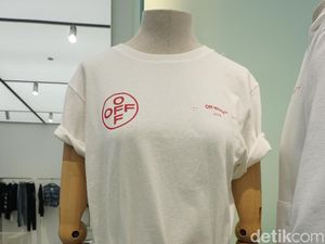 Off-White Rilis Koleksi Eksklusif untuk Hypebeast Indonesia Off-White Rilis Koleksi Eksklusif untuk Hypebeast Indonesia
