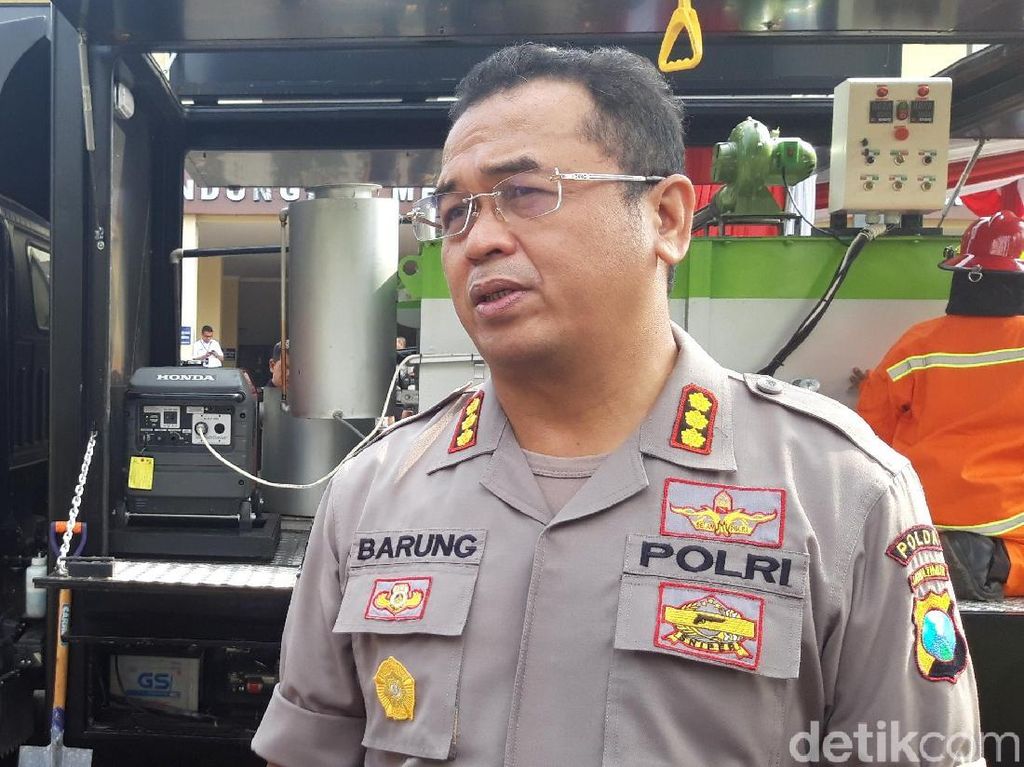 Jatim Siaga 1, 8.000 Personel Polisi Disiagakan Jatim Siaga 1, 8.000 Personel Polisi Disiagakan